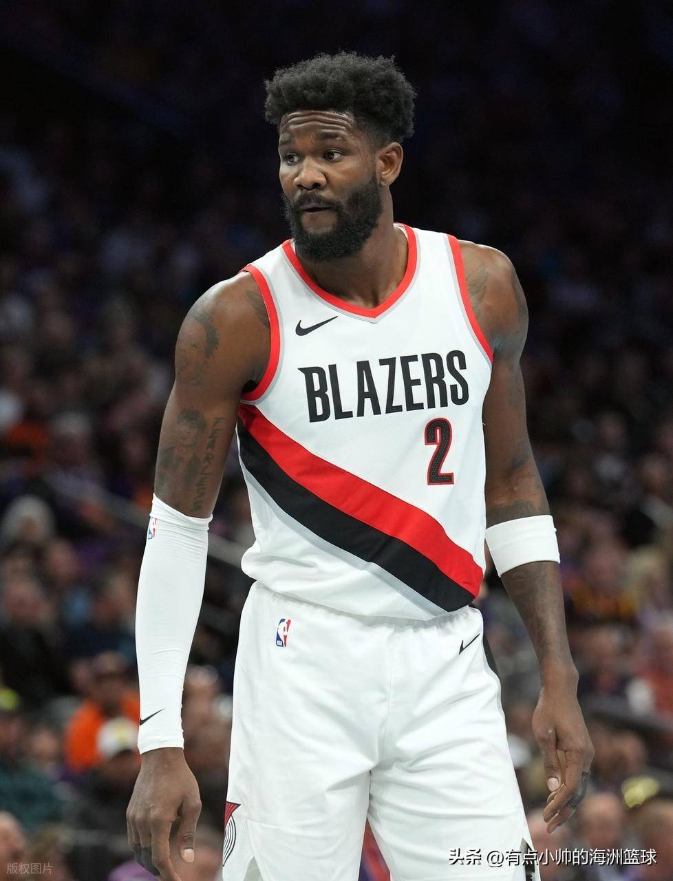 湖人B队血洗南韩男篮，艾顿惊艳世界的简单介绍