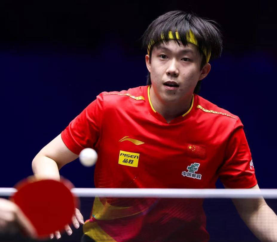 英国乒乓球队鏖战中国乒乓球队，王皓三分雨点燃全场