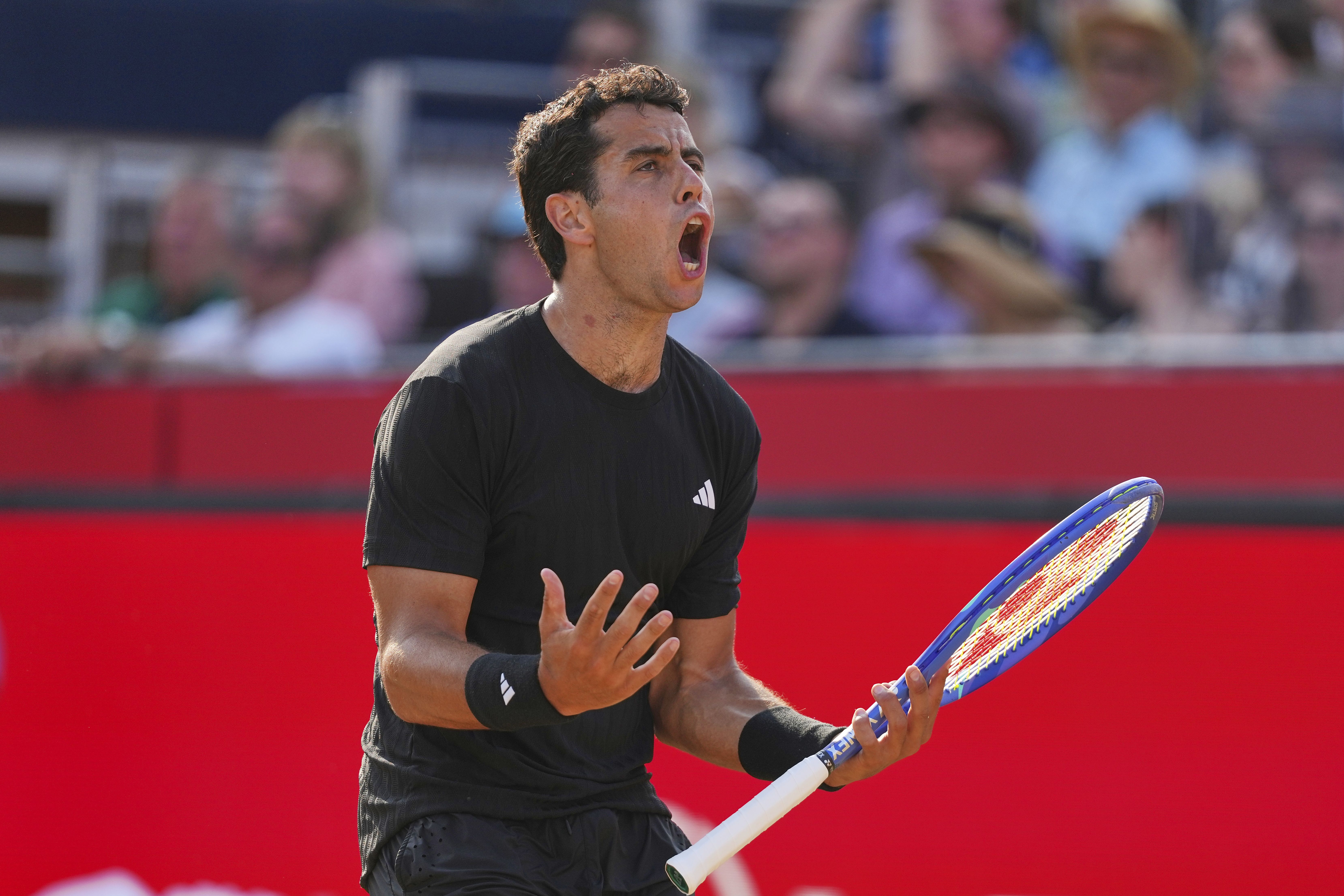 关于英国网球队鏖战德国网球队,阿尔卡拉斯绝境逆转的信息 关于英国网球队鏖战德国网球队,阿尔卡拉斯绝境逆转的信息