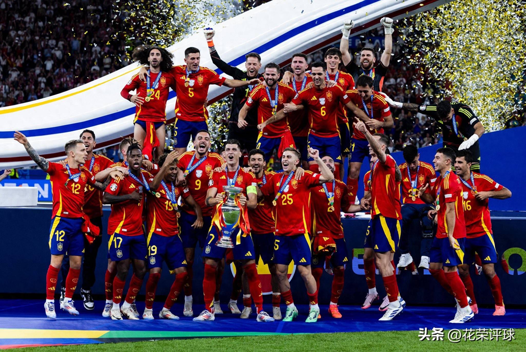 关于一场经典之战！欧洲杯点燃球迷热情的信息