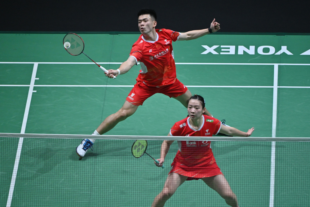 中国队逆转马来西亚队，郑思维点燃赛场