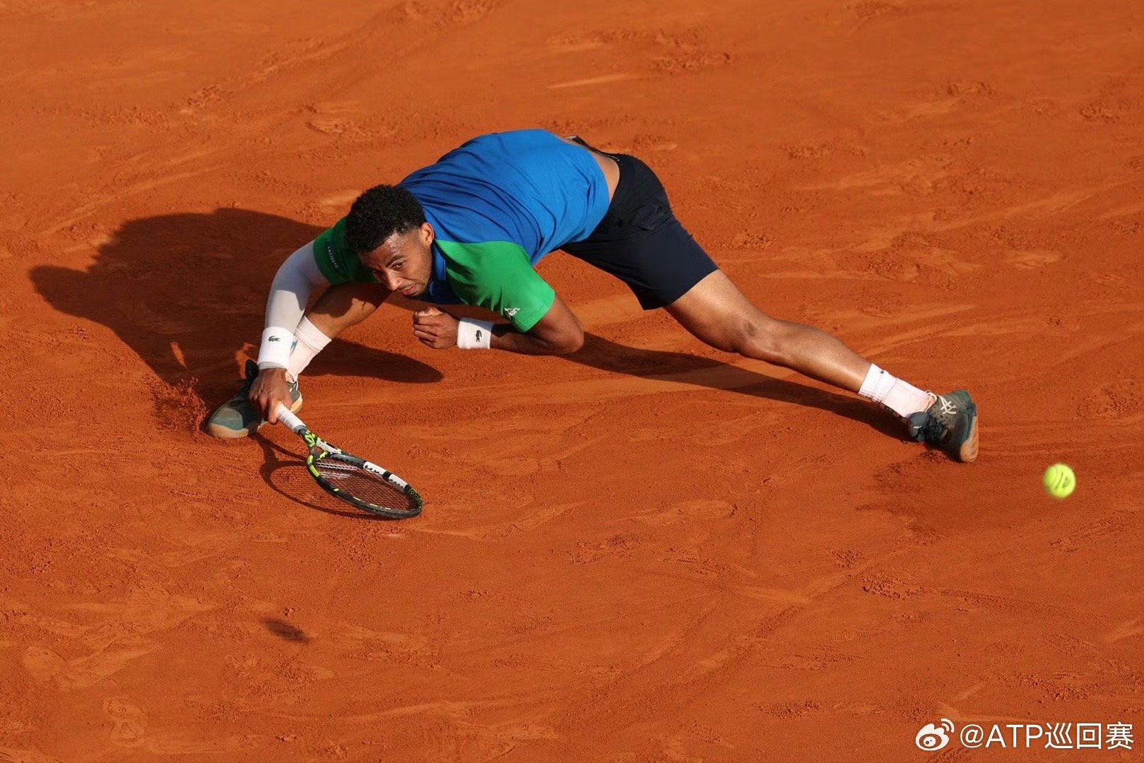 蒙特卡洛大师赛险胜年终总决赛，兹维列夫统治全场