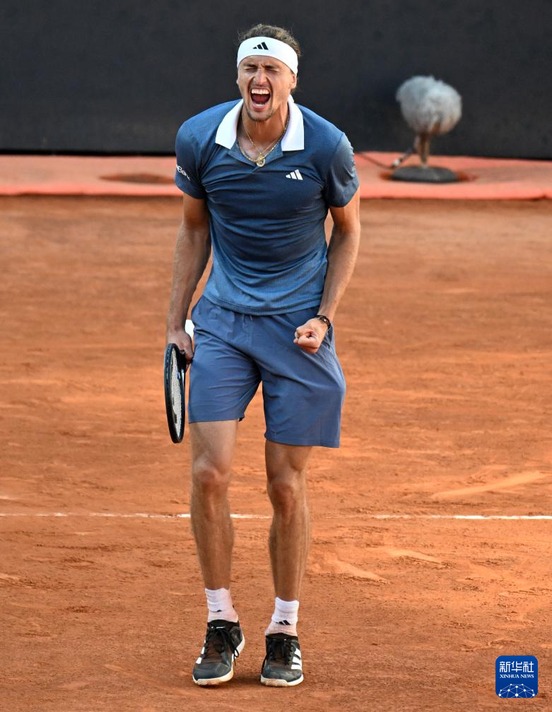 蒙特卡洛大师赛完胜美网,兹维列夫惊艳四座 蒙特卡洛大师赛完胜美网,兹维列夫惊艳四座