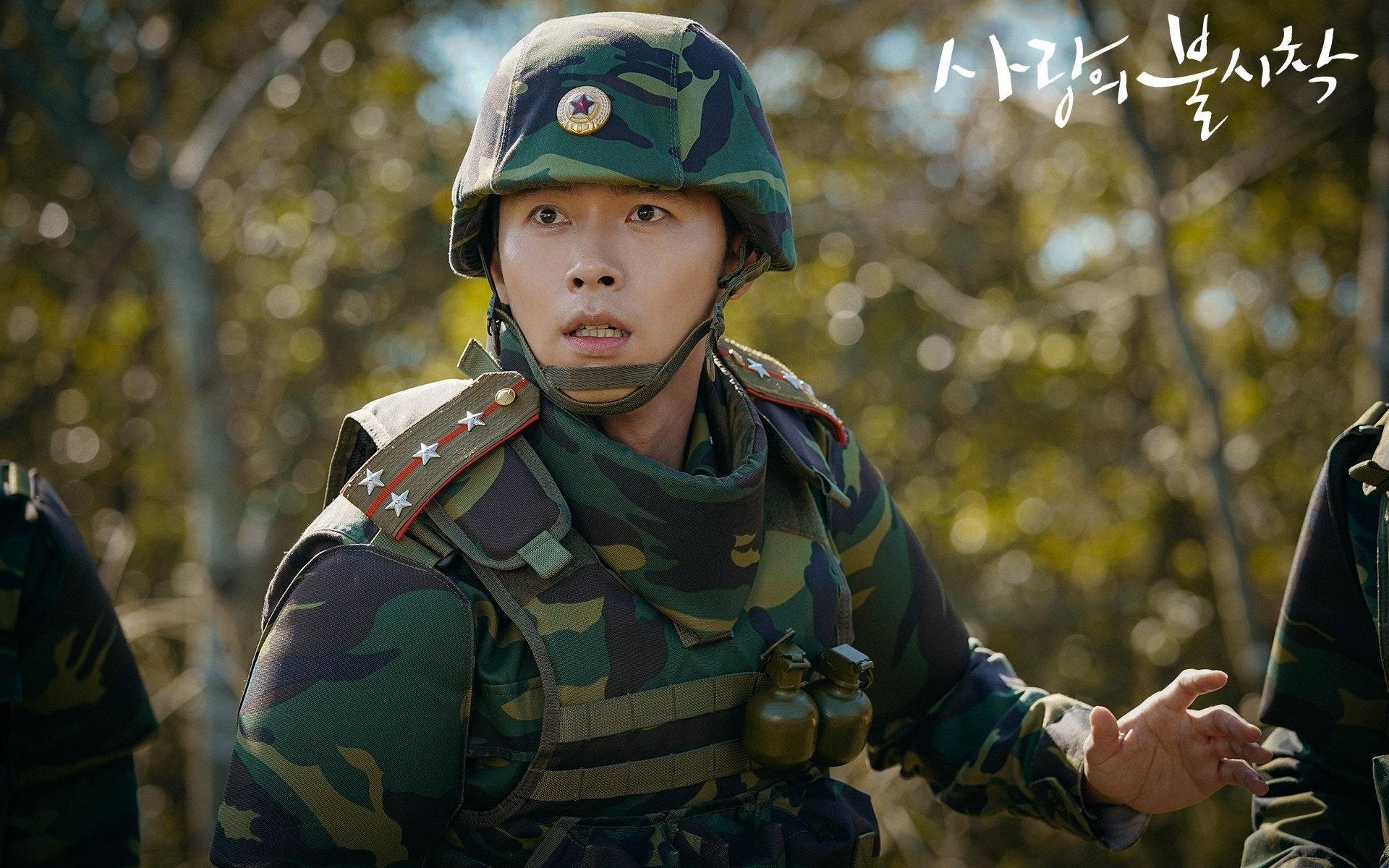 羽坛双线风云,德国军团横扫印度,石宇奇孤峰扛起国羽脊梁