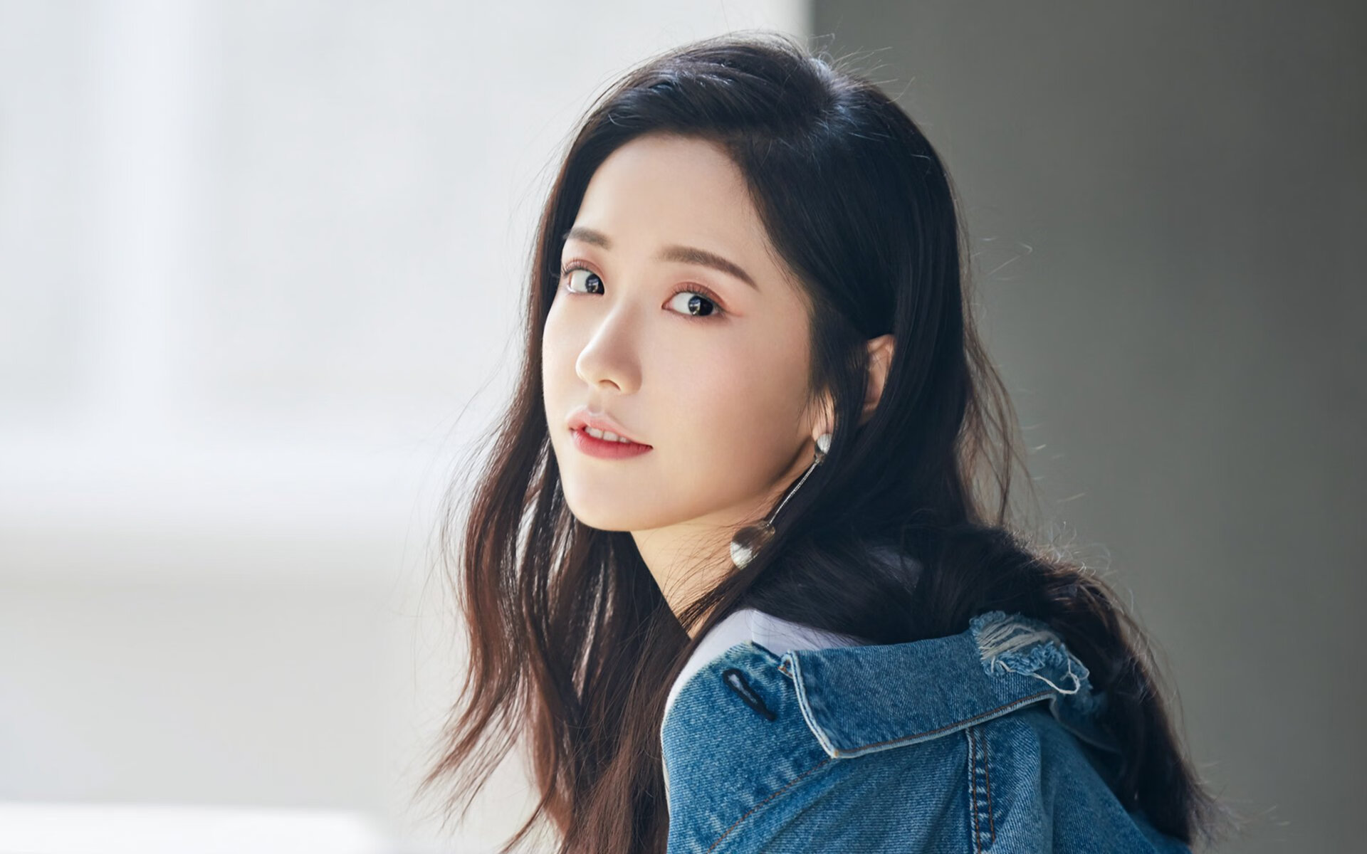 金玟哉的火焰，当巴西桑巴遇上牙买加雷鬼，一颗火星点燃了谁的赛场？