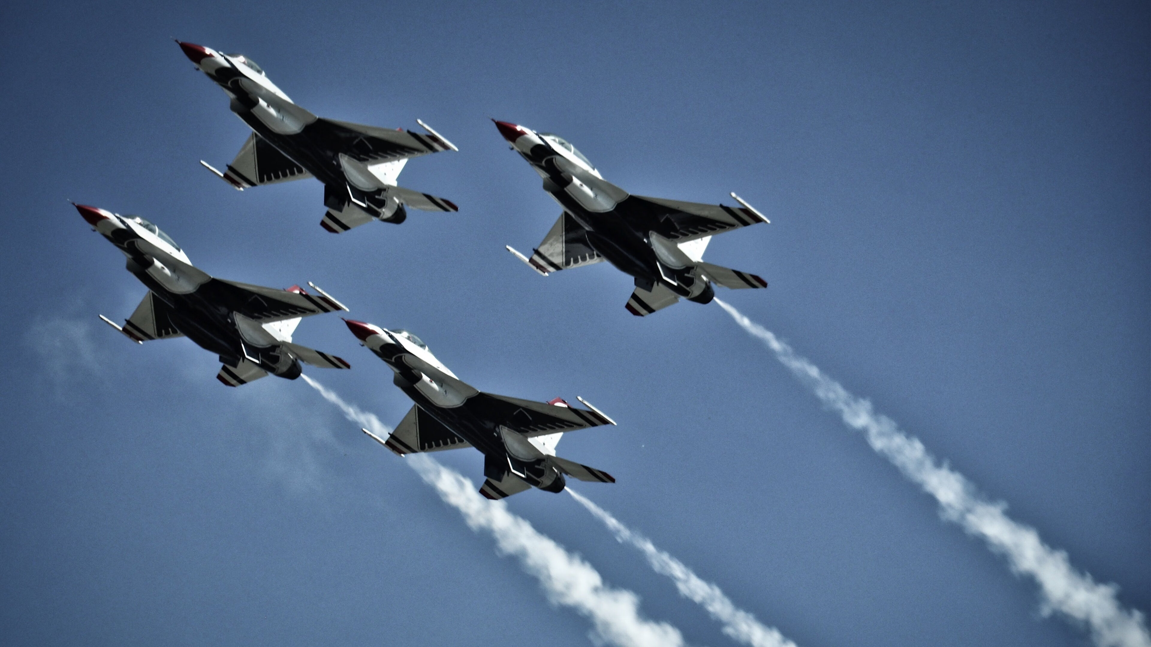 冰与火的对决，阿克熔岩般的撕裂与葡萄牙的得分风暴