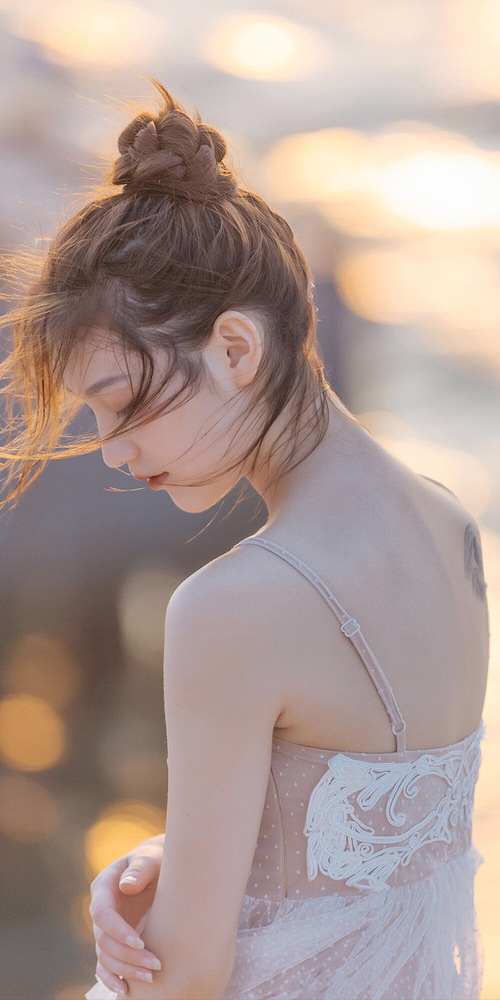 当马赛翻盘英格兰，阿拉巴的稳定输出如何打造不掉线防线